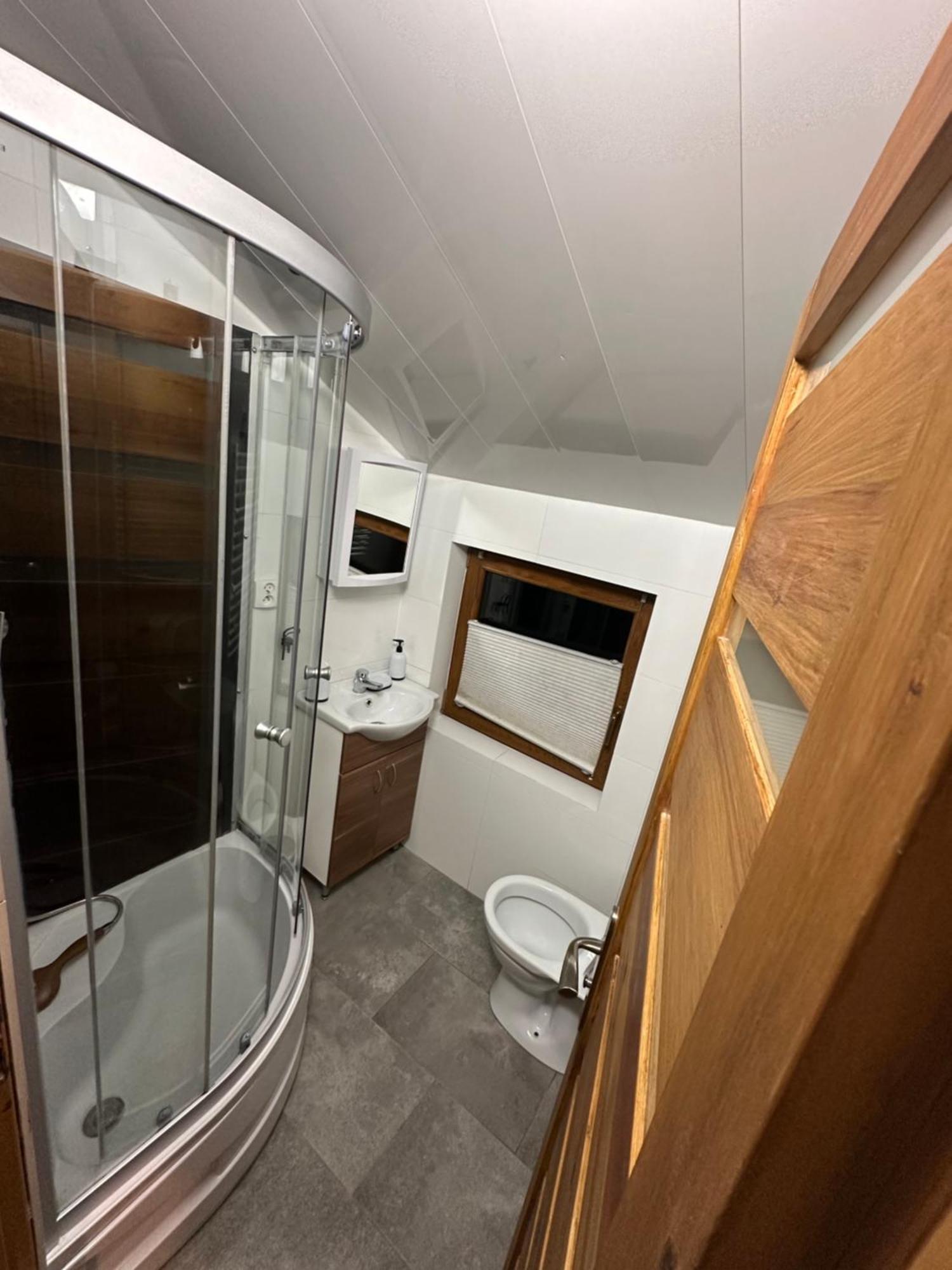 Jozka Chata Max 15 Os Sauna Jacuzzi Porąbka Buitenkant foto